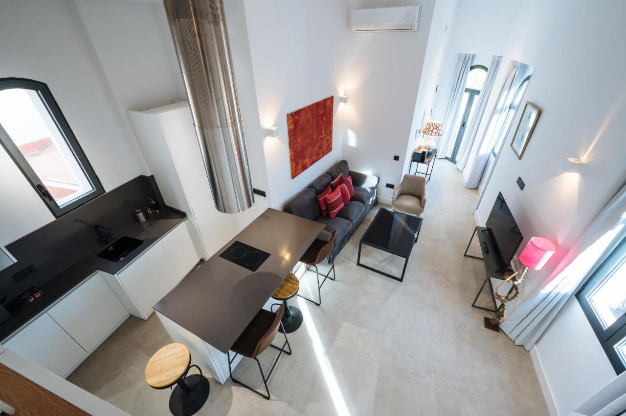 Apartamentos Montevideo 6 Sewilla Zewnętrze zdjęcie