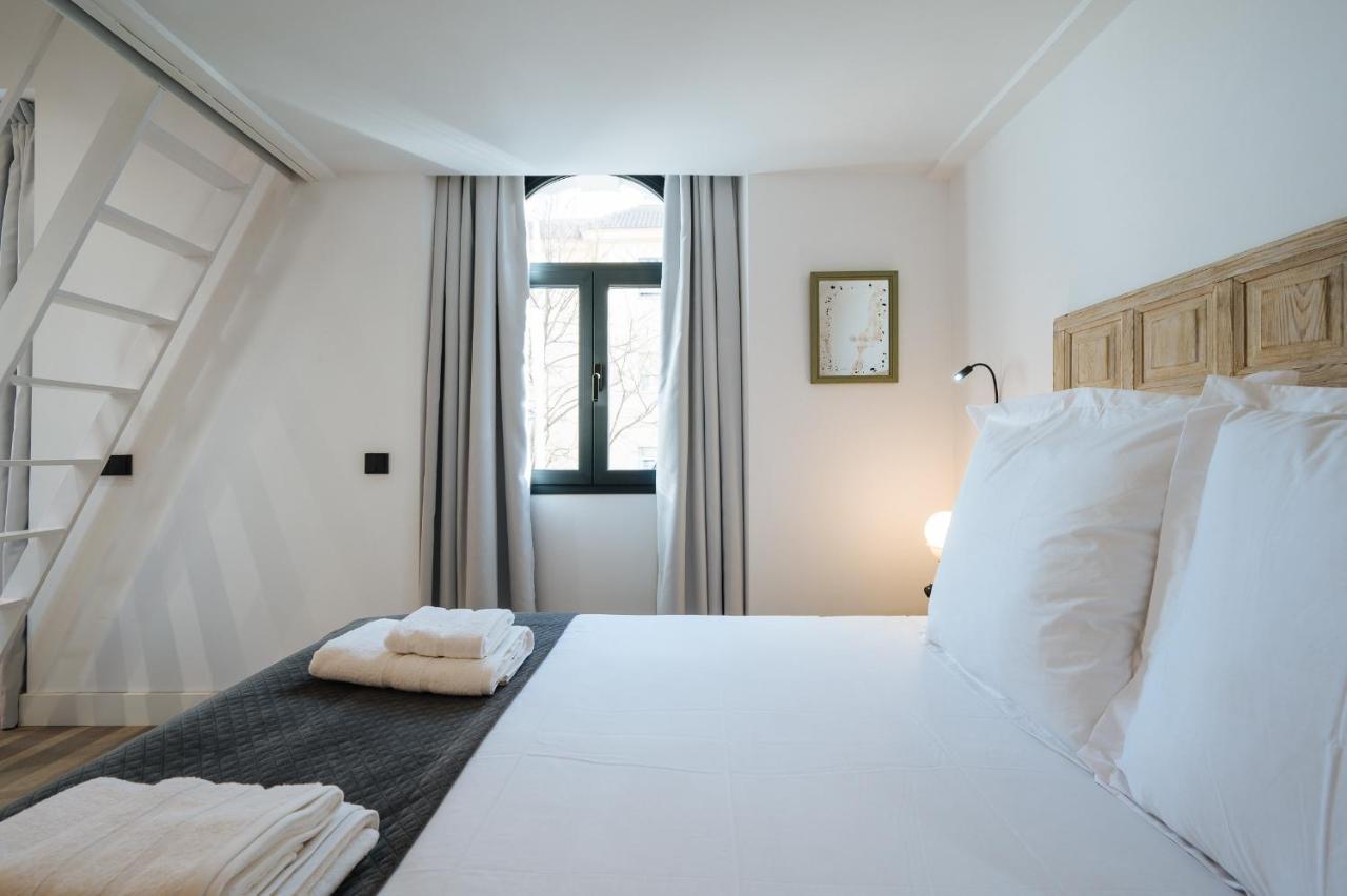Apartamentos Montevideo 6 Sewilla Zewnętrze zdjęcie