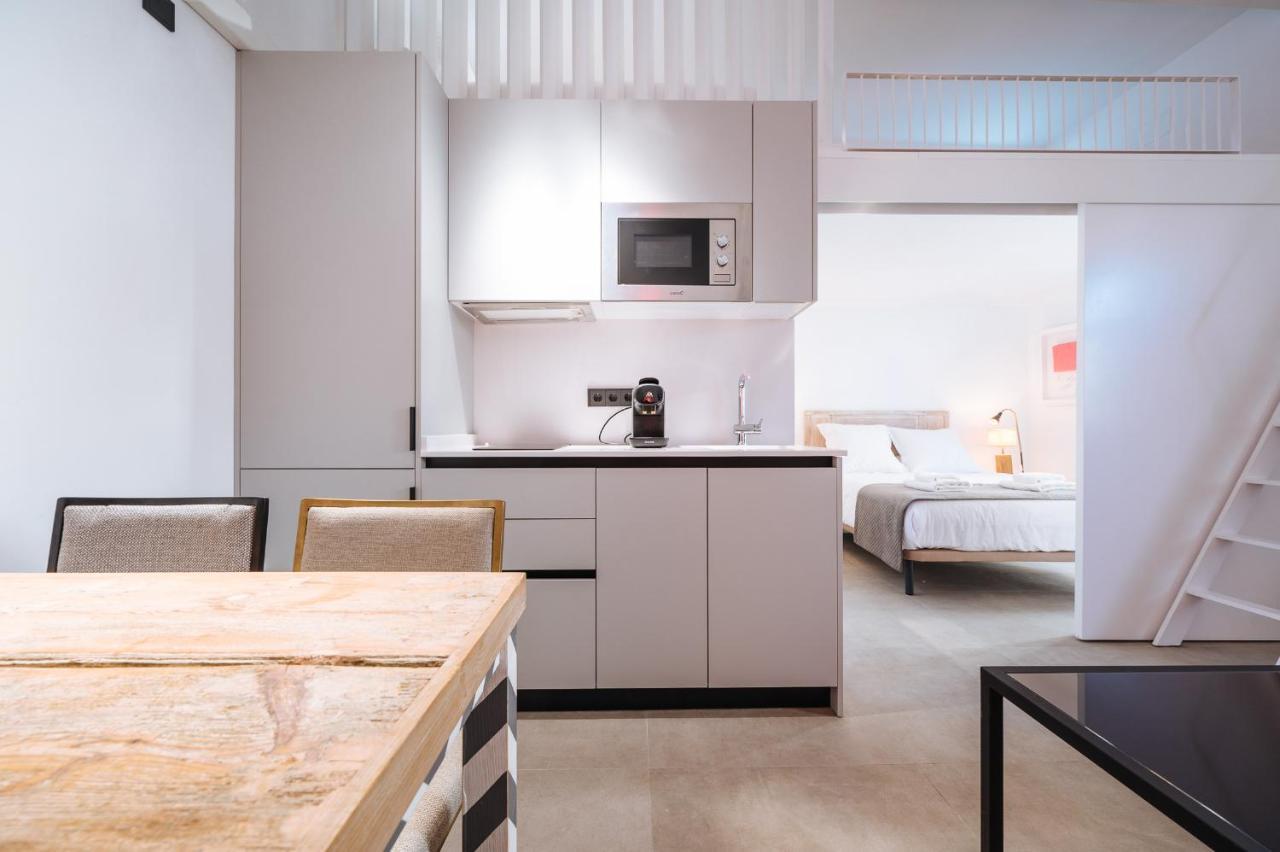 Apartamentos Montevideo 6 Sewilla Zewnętrze zdjęcie