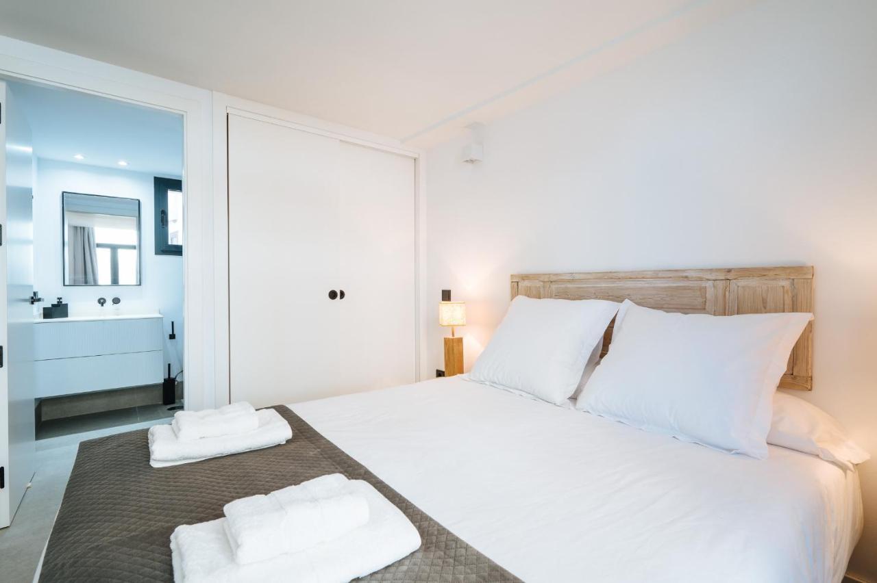 Apartamentos Montevideo 6 Sewilla Zewnętrze zdjęcie