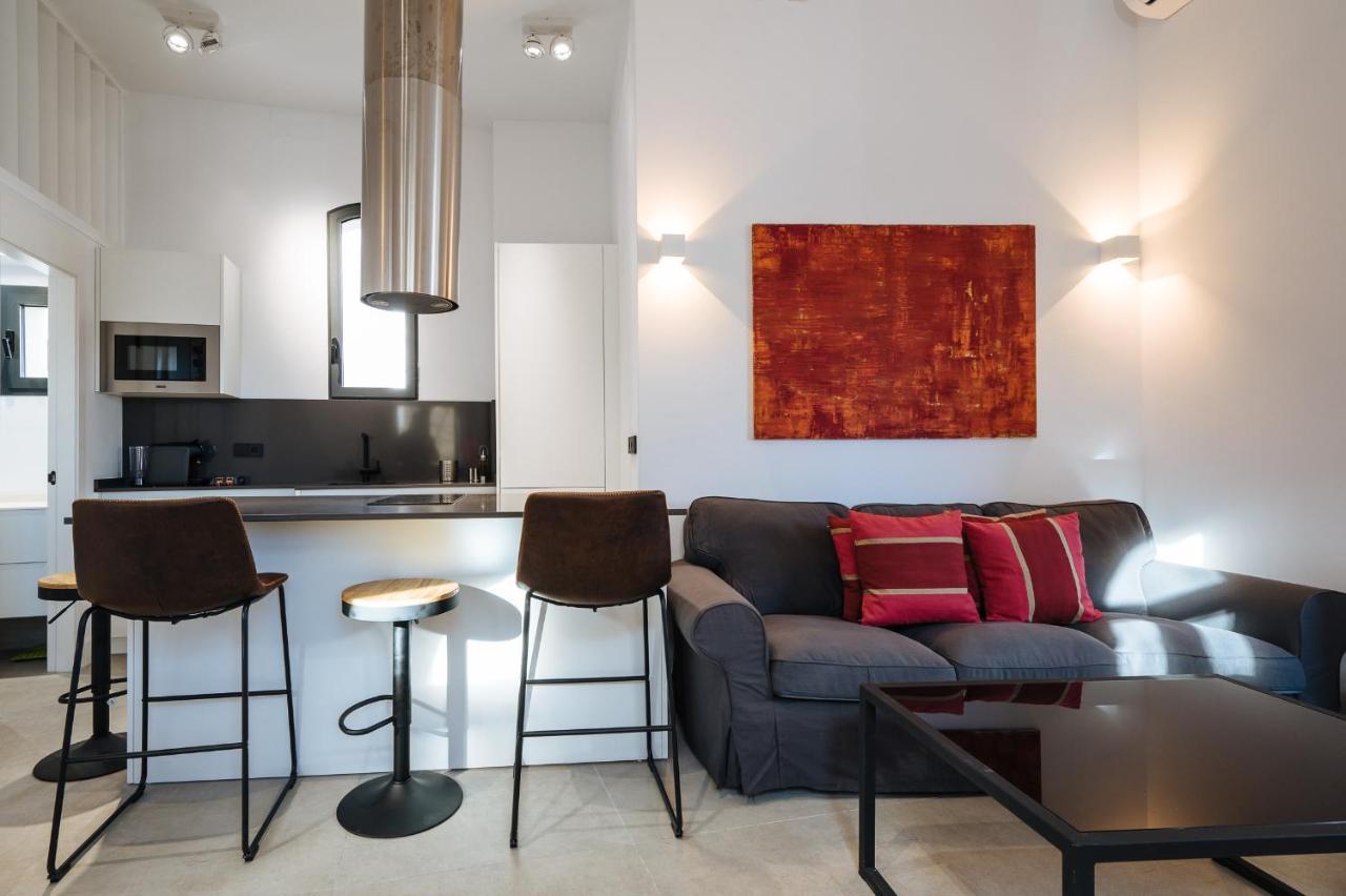 Apartamentos Montevideo 6 Sewilla Zewnętrze zdjęcie