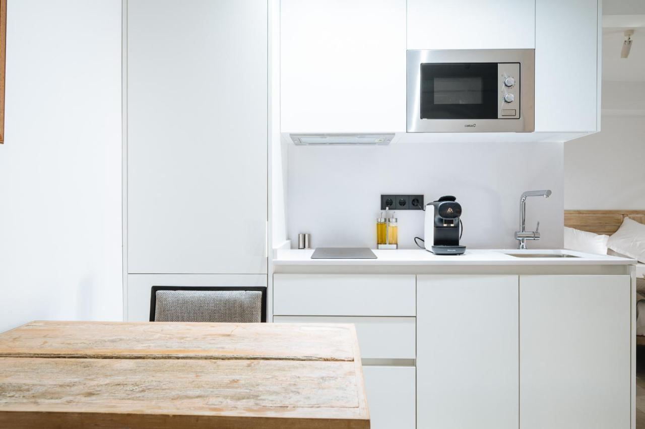 Apartamentos Montevideo 6 Sewilla Zewnętrze zdjęcie